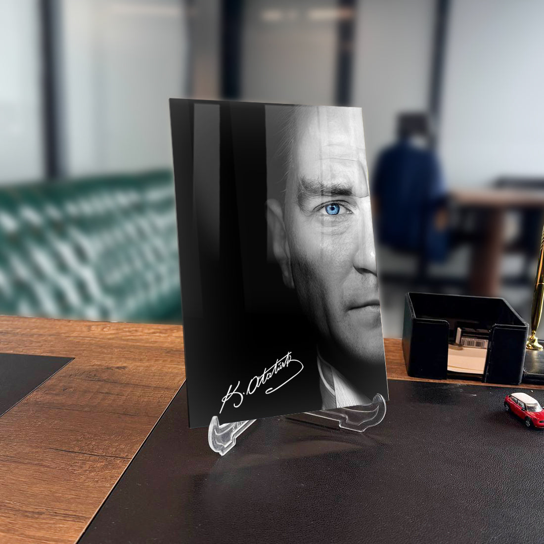 Atatürk 90 Cam Tablo