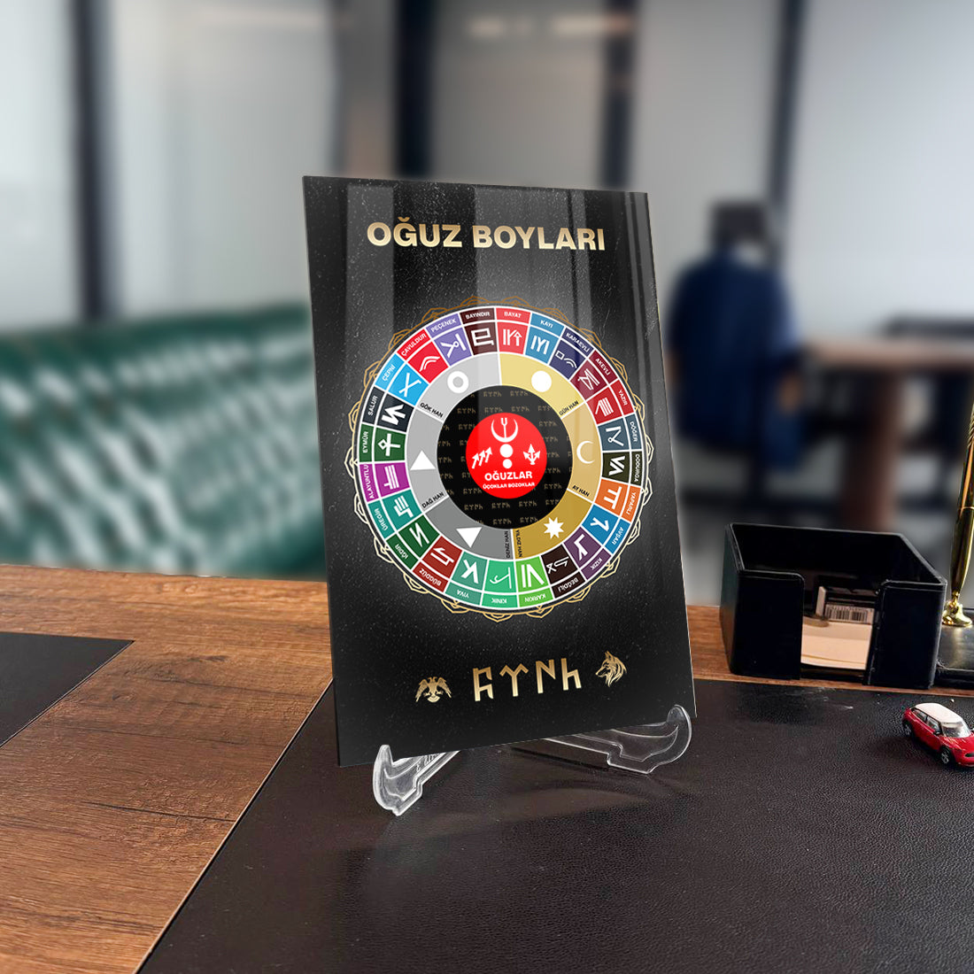 Oğuz Boyları cam tablo, özel tasarım, UV baskı, şık ofis dekoru, yüksek kaliteli cam.