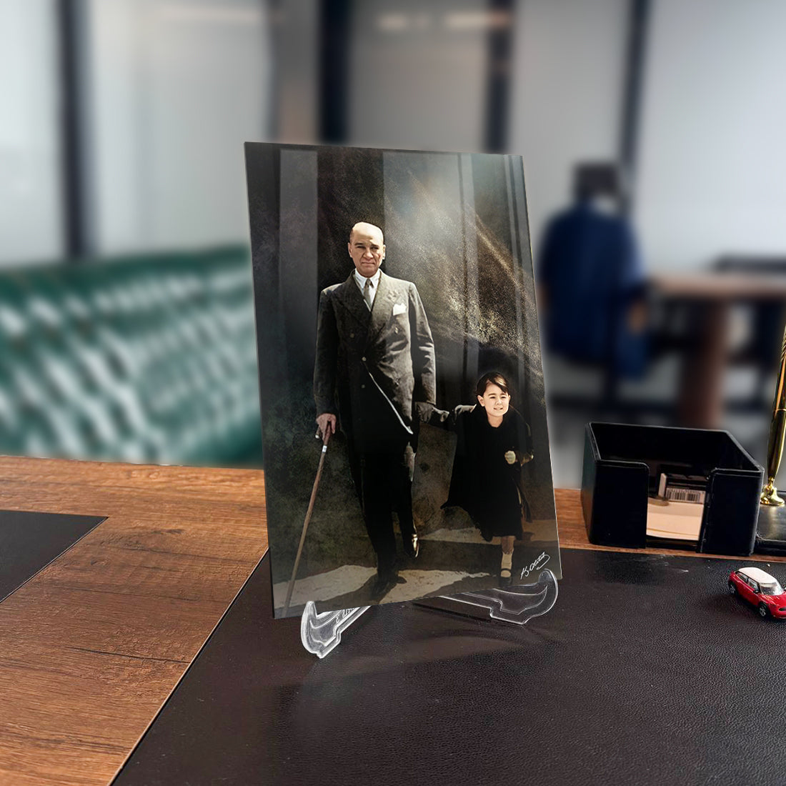 Atatürk 94 Cam Tablo