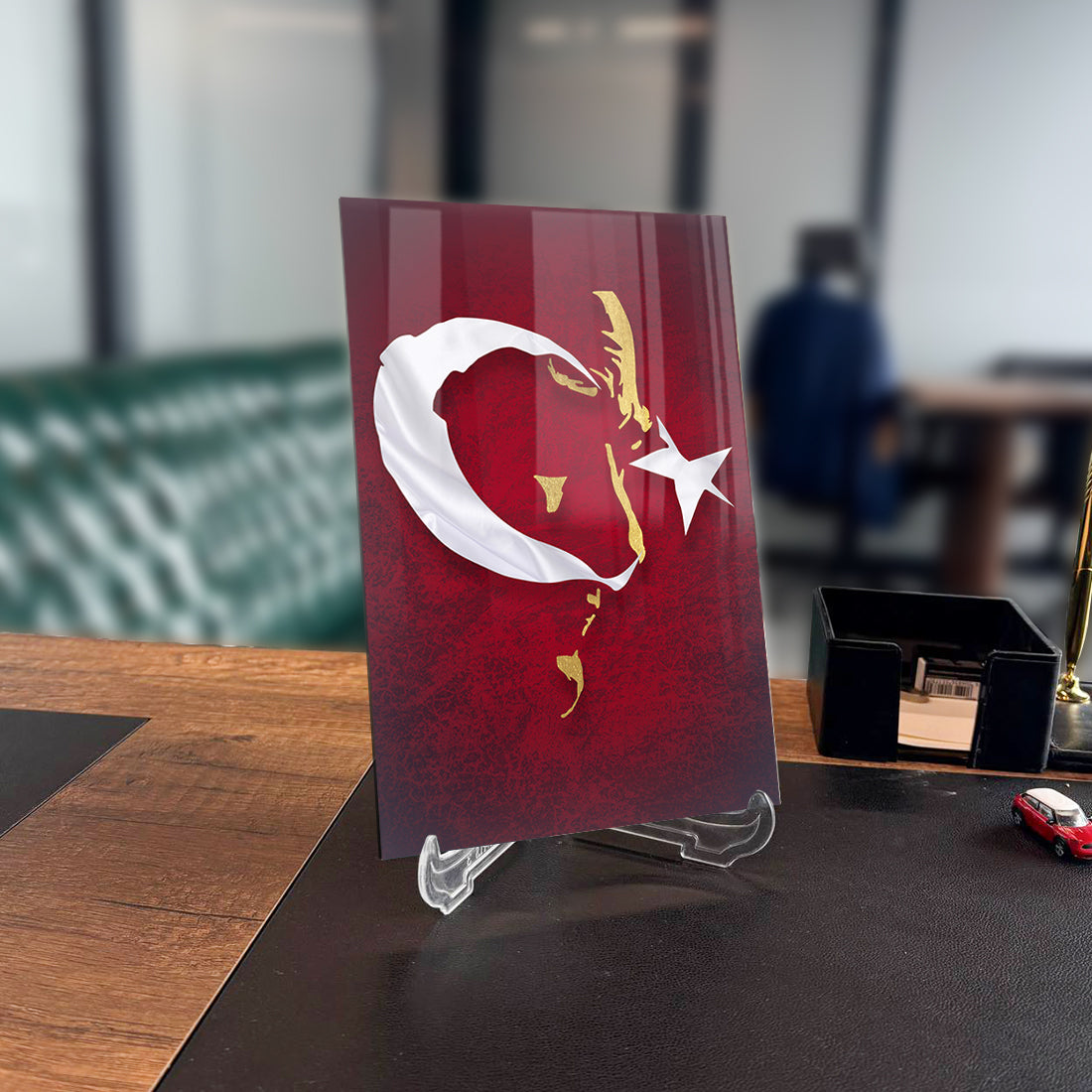 Atatürk ve Bayrak 4 Cam Tablo