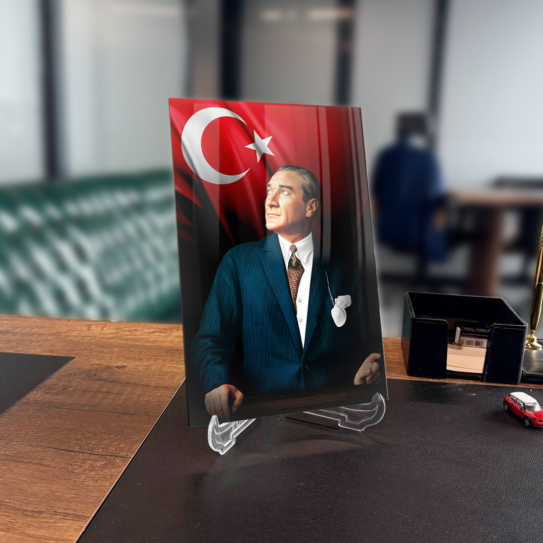 Atatürk 104 Cam Tablo