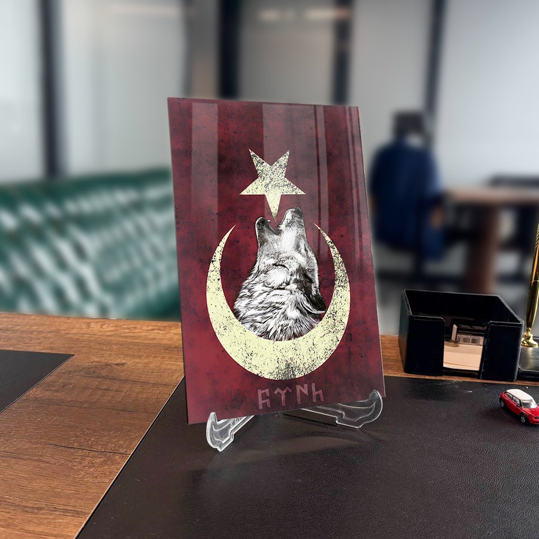 Bozkurt Ayyıldız 3 Cam Tablo with wolf and star design on a red background, ideal for home or office decor.