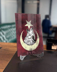Bozkurt Ayyıldız 3 Cam Tablo with wolf and star design on a red background, ideal for home or office decor.