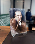Atatürk 125 Cam Tablo on display, showcasing a high-quality tempered glass design with UV printing.