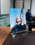 Atatürk 143 Cam Tablo displayed elegantly on an office desk, showcasing a high-quality glass design.