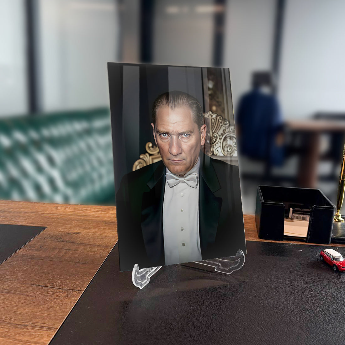 Atatürk 244 Cam Tablo in elegant office setting, showcasing detailed UV printing on high-quality glass.