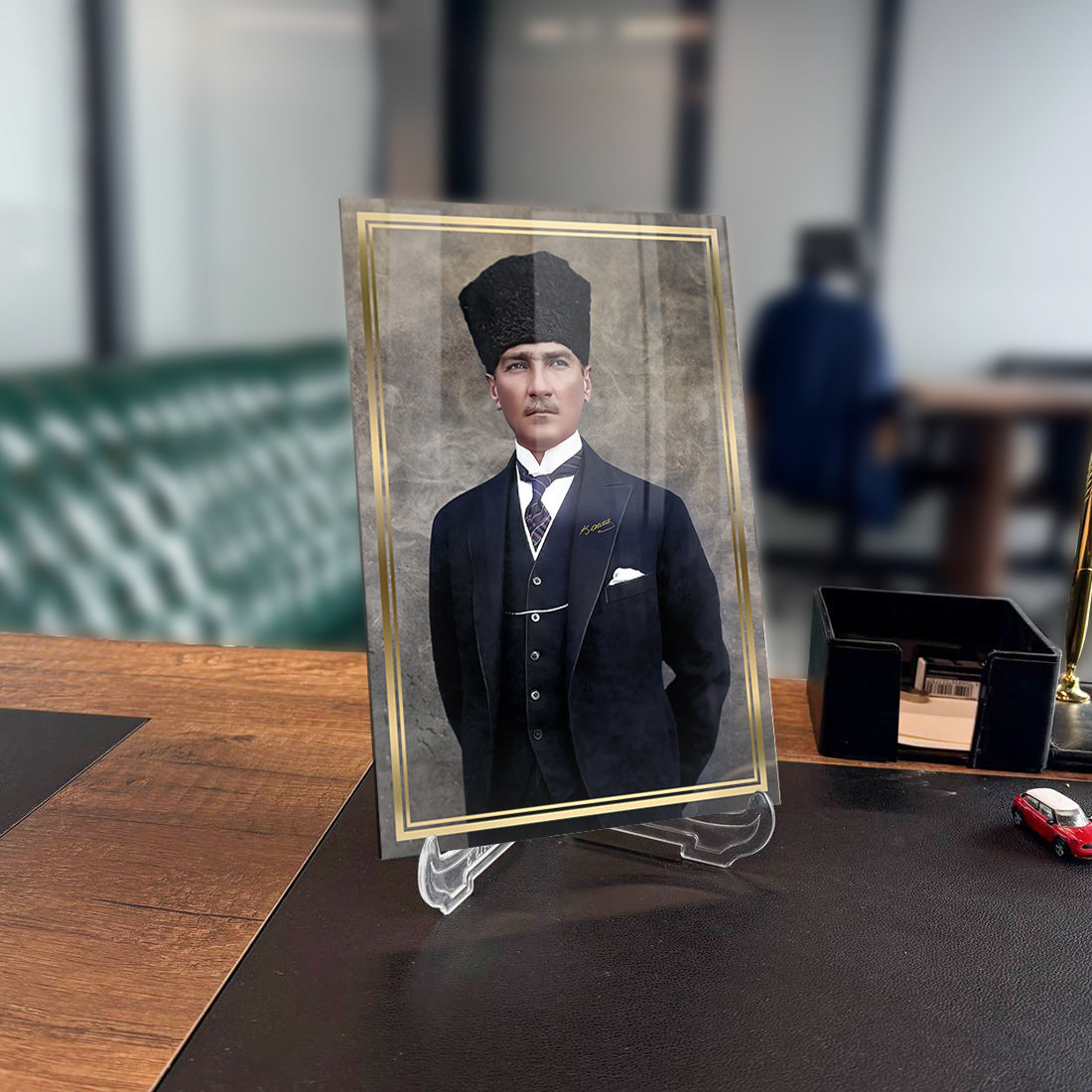 Atatürk 102 Cam Tablo