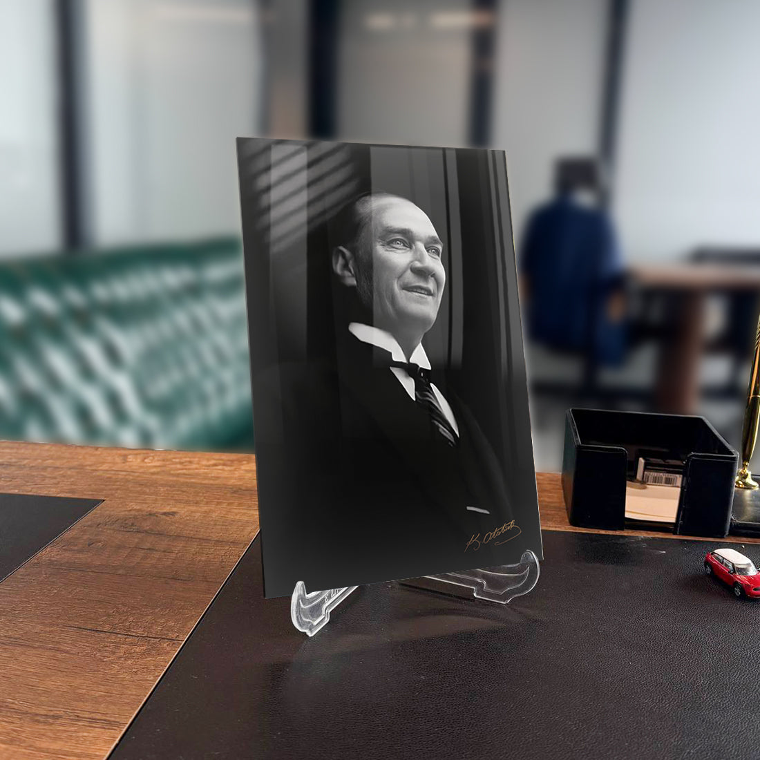 Atatürk 99 Cam Tablo