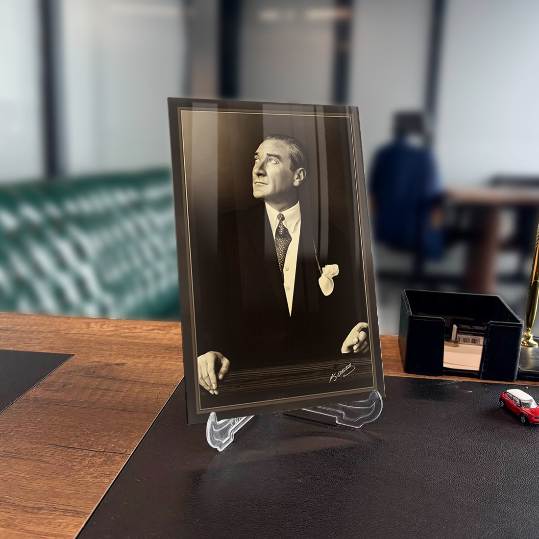 Atatürk 97 Cam Tablo