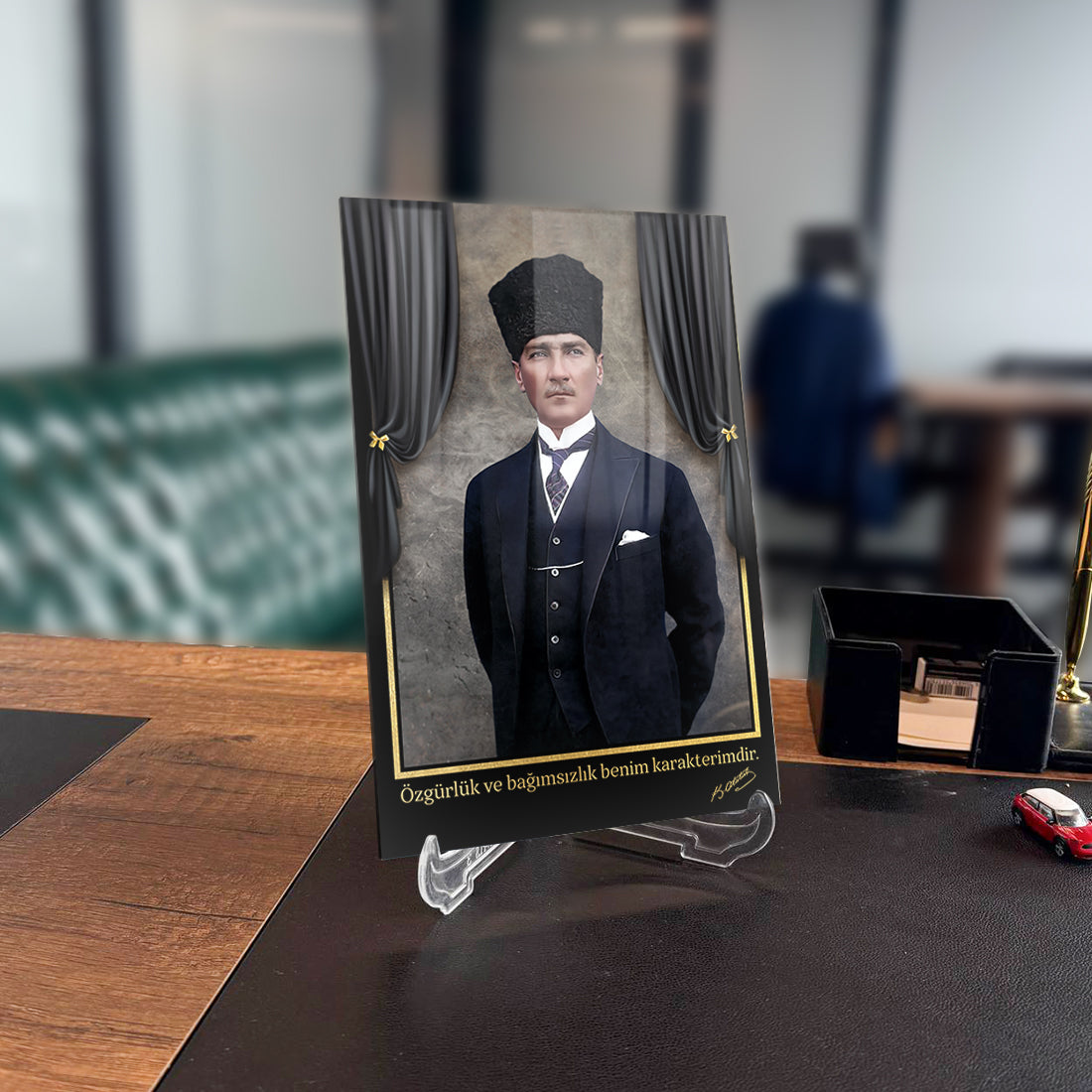 Atatürk 91 Cam Tablo