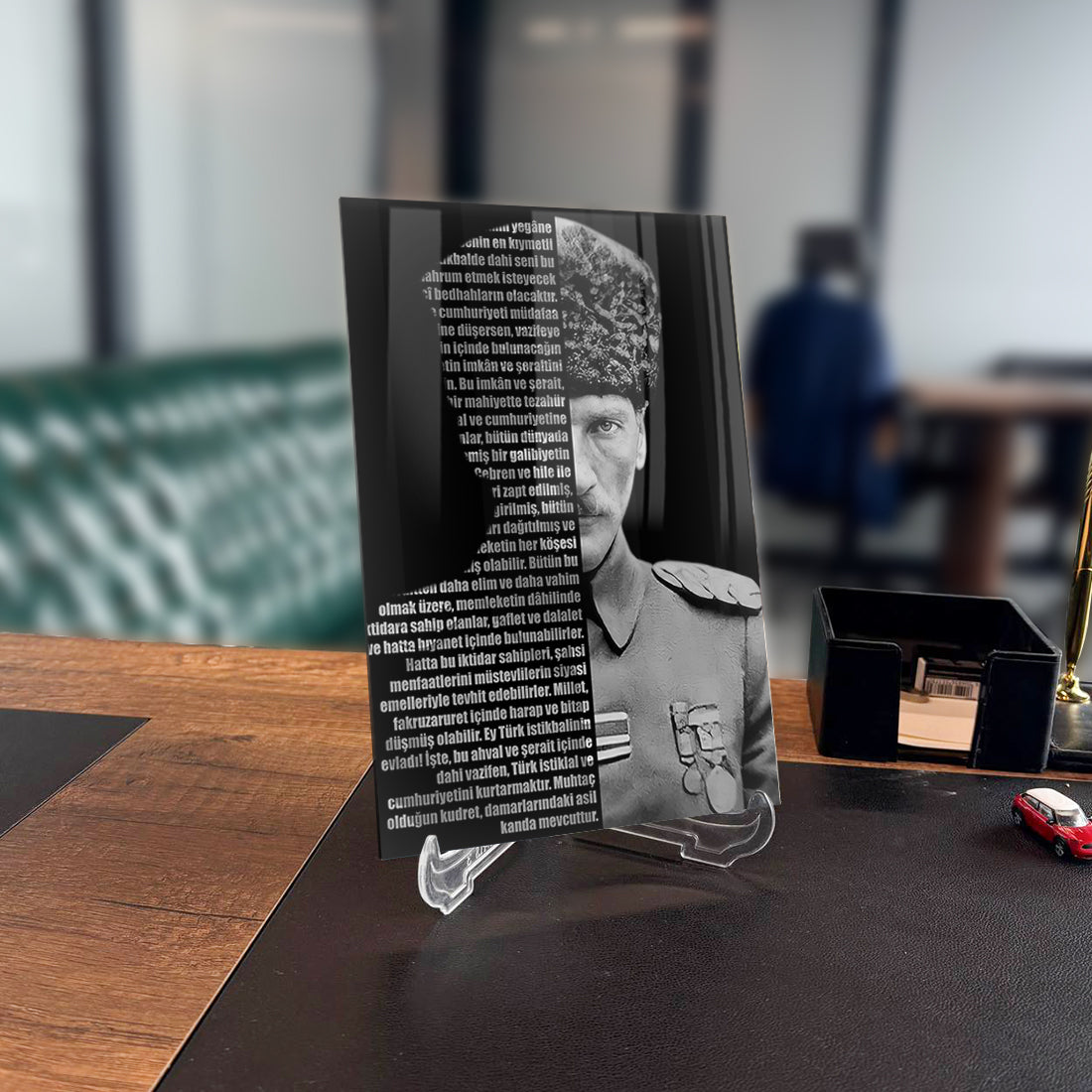 Atatürk 74 Cam Tablo
