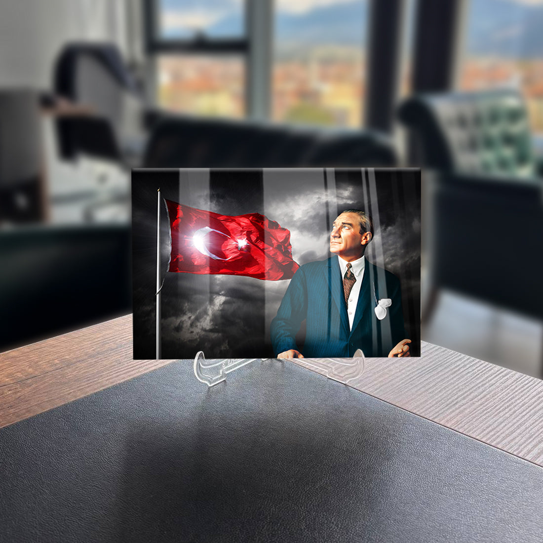 Atatürk ve Bayrak 6 Cam Tablo