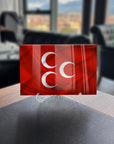 Üç Hilal Bayrak Cam Tablo, yüksek kaliteli temper cam, özel UV baskı, kırılmaya dayanıklı, modern dekorasyon.