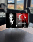 Atatürk 113 Cam Tablo with red Turkish flag and inspirational quote displayed on a stylish stand.