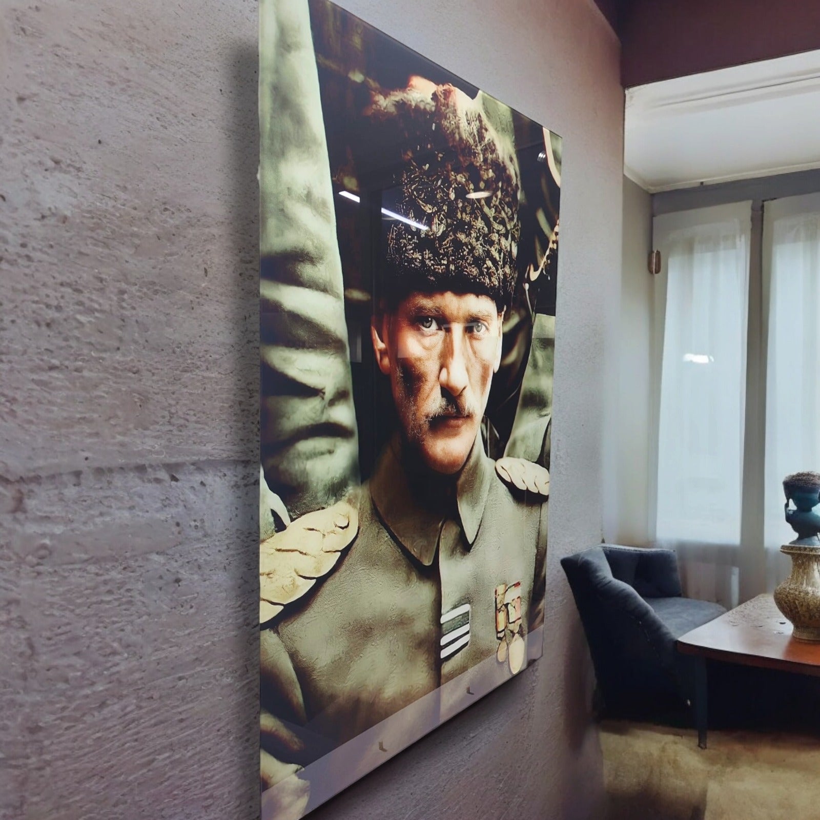 Atatürk 46 Cam Tablo on wall, showcasing high-quality glass art with UV printing.