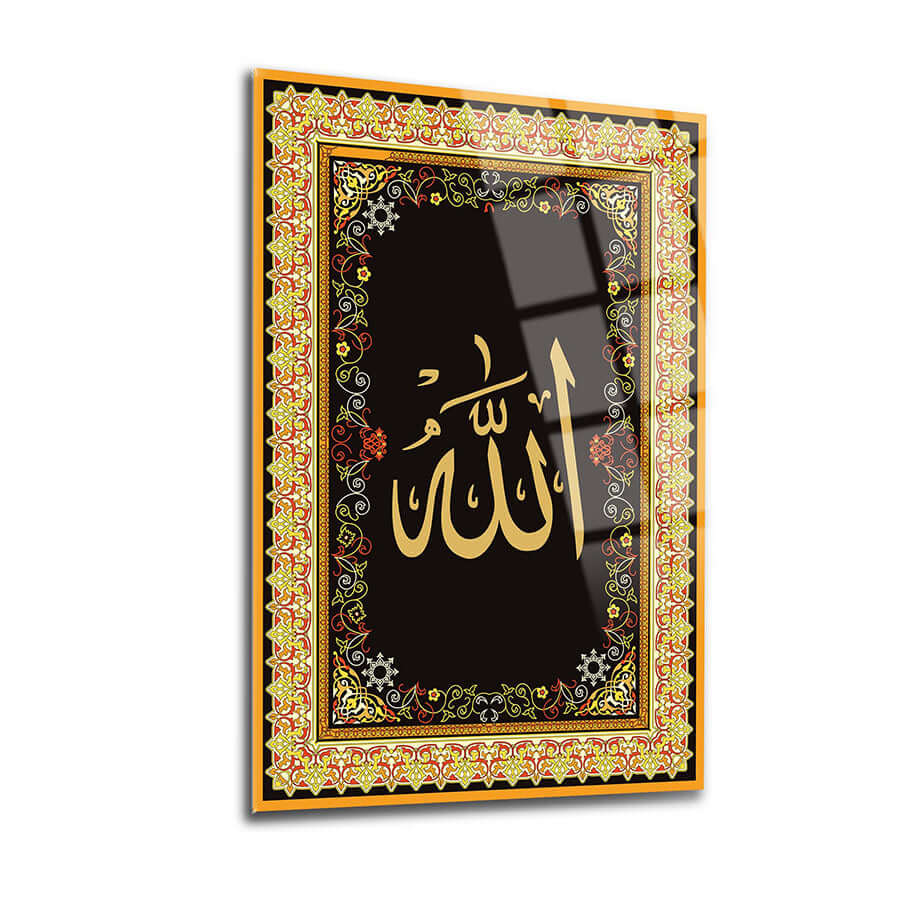 Allah yazılı 13 cm cam tablo, özel tasarım ve UV baskı ile şık dekorasyon öğesi.