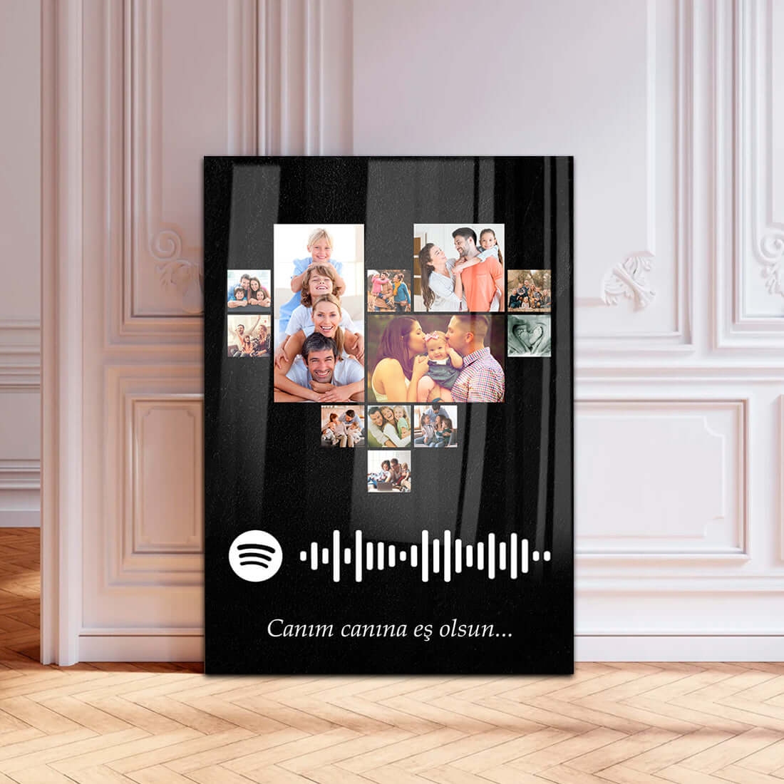 Kişiye özel tasarım cam tablo, fotoğraflarla özelleştirilmiş, Spotify müzik kodu baskısı.