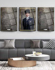 Atatürk 3'lü set cam tablolar, modern oturma odasında duvarda sergilenen sanat eserleri.
