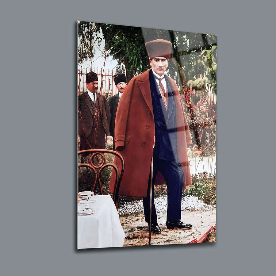 Atatürk 126 Cam Tablo, 4 mm kalınlıkta, temperli yüksek kaliteli cam, modern ve dayanıklı dekorasyon ürünü.