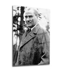 Atatürk 140 Cam Tablo, yüksek kaliteli UV baskı ile tasarlanmış temperlenmiş cam tablo.