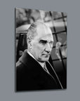 Atatürk 172 Cam Tablo, yüksek kaliteli temperli cam, şık dekoratif tasarım, özel UV baskı, 10 kat dayanıklı.