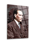 Atatürk 229 Cam Tablo, özel tasarım UV baskı ve yüksek kaliteli temper camdan yapılmış, şık dekoratif eser.