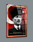 Atatürk 245 Cam Tablo; özel UV baskı ile tasarlanmış, yüksek kaliteli temperli cam ürün, şık dekoratif sanat eseri.