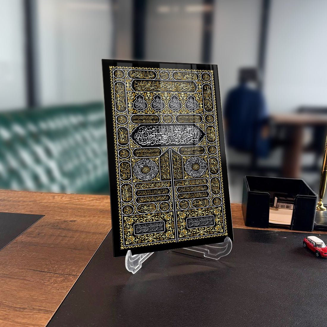 Kabe Kapısı Cam Tablo