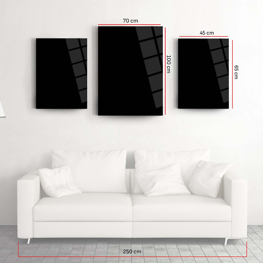 Allah Muhammed Elif 3'lü set cam tablo, modern dekorasyon için ölçüleriyle öne çıkıyor.