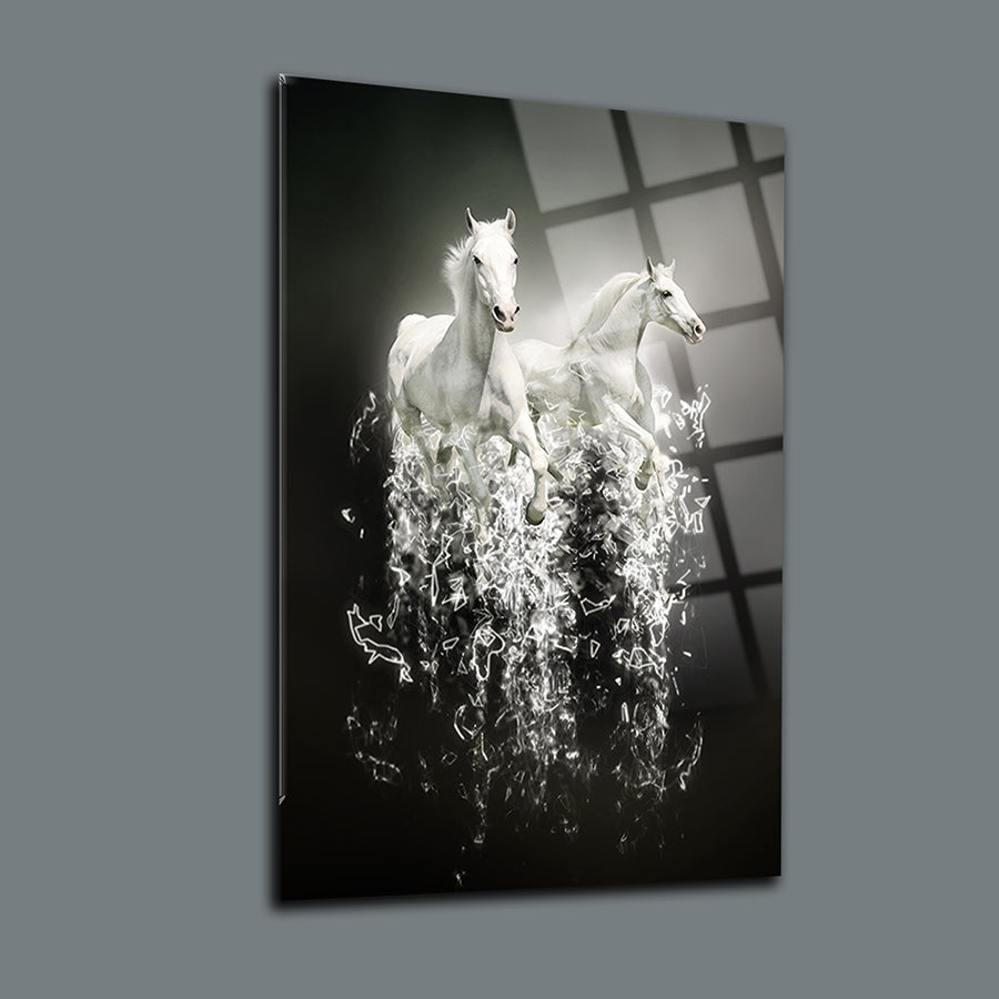 Kristal Atlar Cam Tablo - İki beyaz atın dinamik şekilde hareket ettiği modern cam tablo.