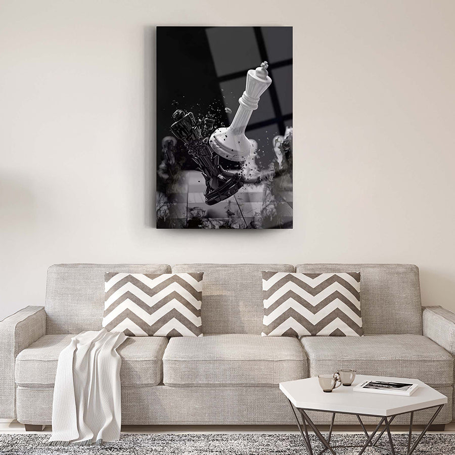 Şahların Savaşı temalı cam tablo, modern oturma odasında estetik bir dekorasyon unsuru.