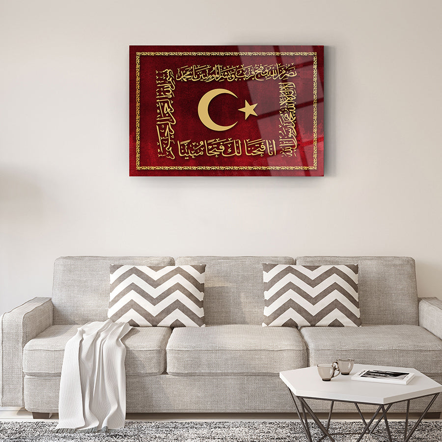 Osmanlı Sancağı Cam Tablo, kaliteli UV baskı, şık ev dekoru, kırılmaya dayanıklı cam ile hazırlanmıştır.