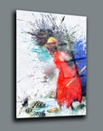 Vibrant Kaplumbağa Terbiyecisi Cam Tablo with artistic depiction of a figure in red, surrounded by colorful splashes.