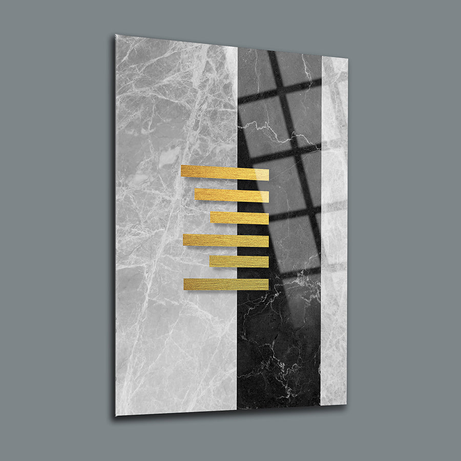 Modern altın çizgiler cam tablo, zarif tasarım ve yüksek kaliteli işçilikle şık dekorasyon unsuru.