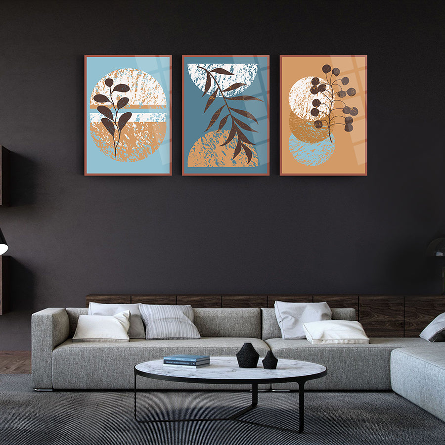 Eskiyen Yapraklar 3'lü Set Cam Tablo, modern dekorasyon için şık duvar sanatı, sıcak tonlarla tasarlandı.