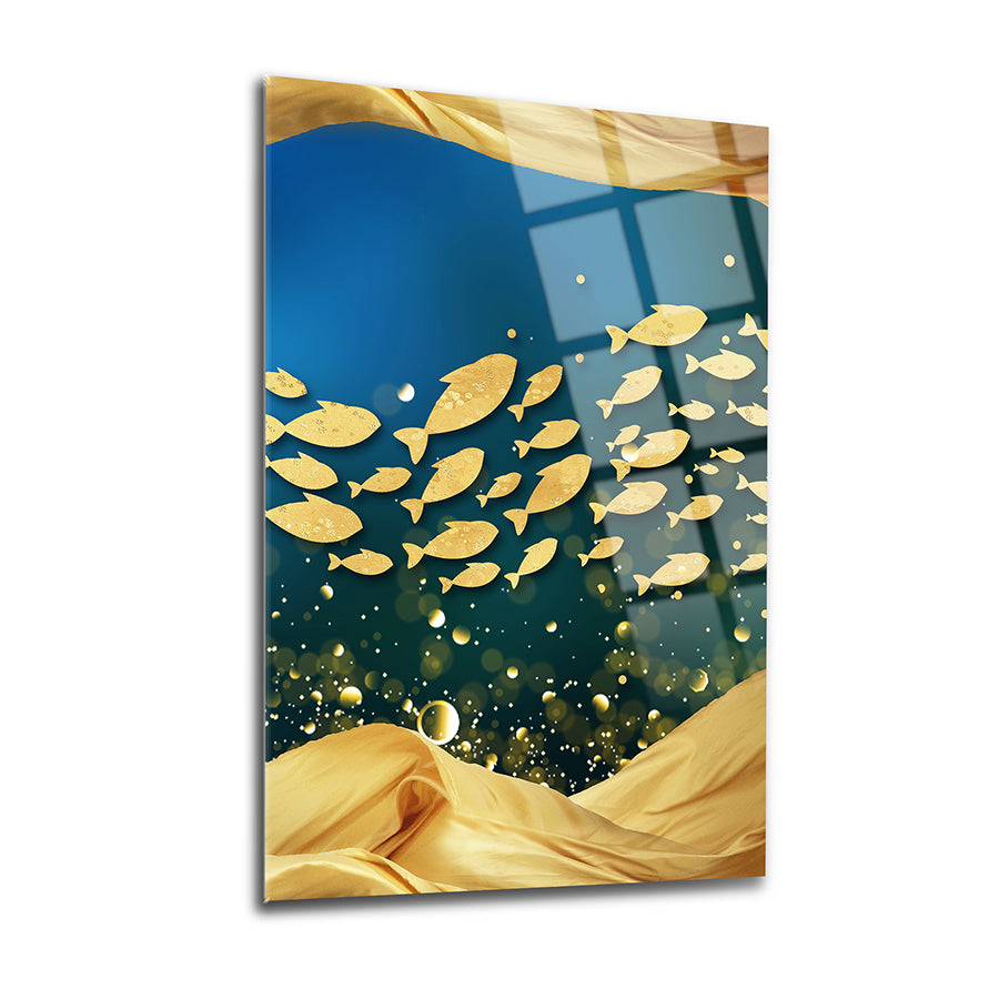 Altın balıklar ve su baloncuklarıyla tasarlanmış modern cam tablo, SRD Concept şıklığını yansıtıyor.