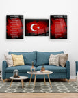 Türk Bayrağı 3'lü set cam tablo, modern oturma odası dekorasyonu ile şık görünüm.