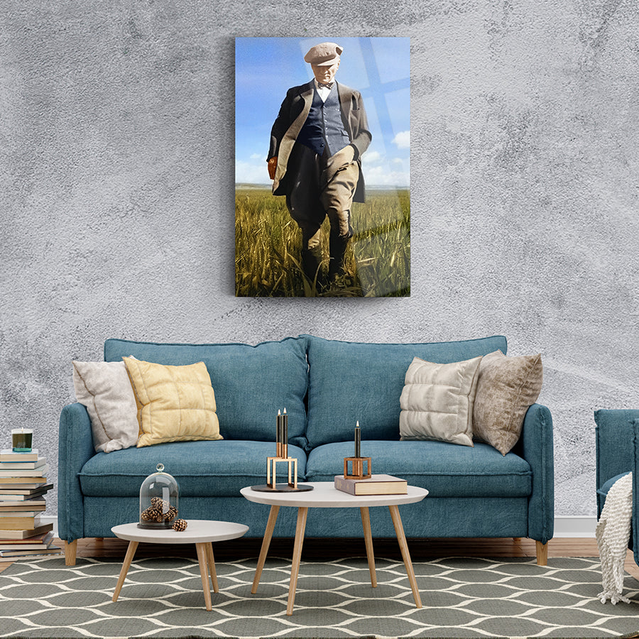 Atatürk 39 Cam Tablo displayed in a modern living room setting with teal sofa and decorative elements.