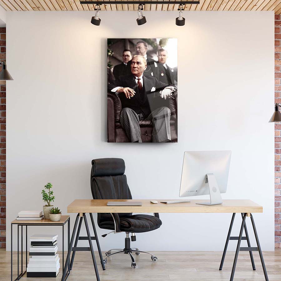 Atatürk 62 Cam Tablo in modern office setting, showcasing high-quality tempered glass art on wall.