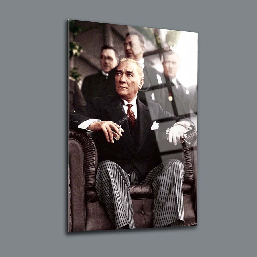 Atatürk 62 Cam Tablo, özel tasarım UV baskı, 4 mm kalınlığında şık ve dayanıklı cam