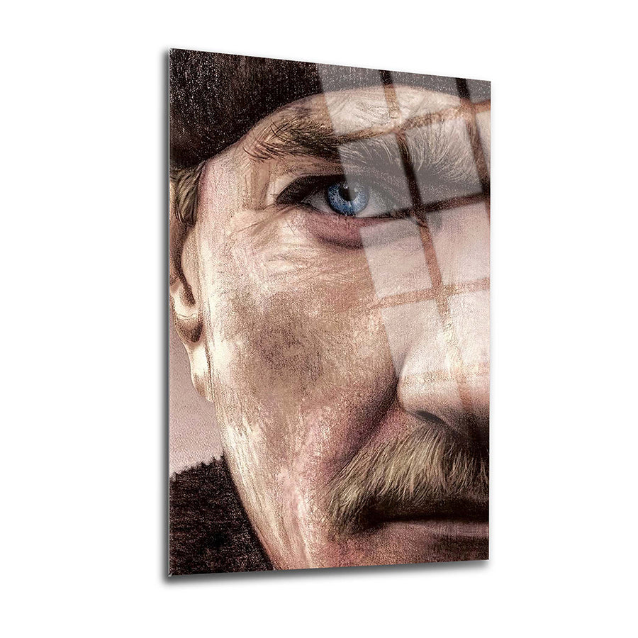 Atatürk 63 Cam Tablo, yüksek kaliteli cam üzerinde UV baskı ile tasarlanmış, 4 mm kalınlığında temperli cam.