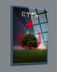 Ayyıldız Çınarı Cam Tablo with a star and crescent design on glass, showcasing modern Turkish art.