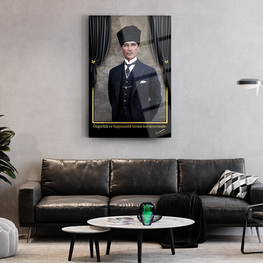 Atatürk 91 Cam Tablo, UV baskı ile tasarlanmış, modern oturma odası dekorasyonunda şık bir parça.