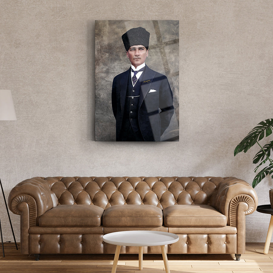 Atatürk 95 Cam Tablo, şık tasarım, özel UV baskı, 4 mm kalınlıkta dayanıklı cam tablo.