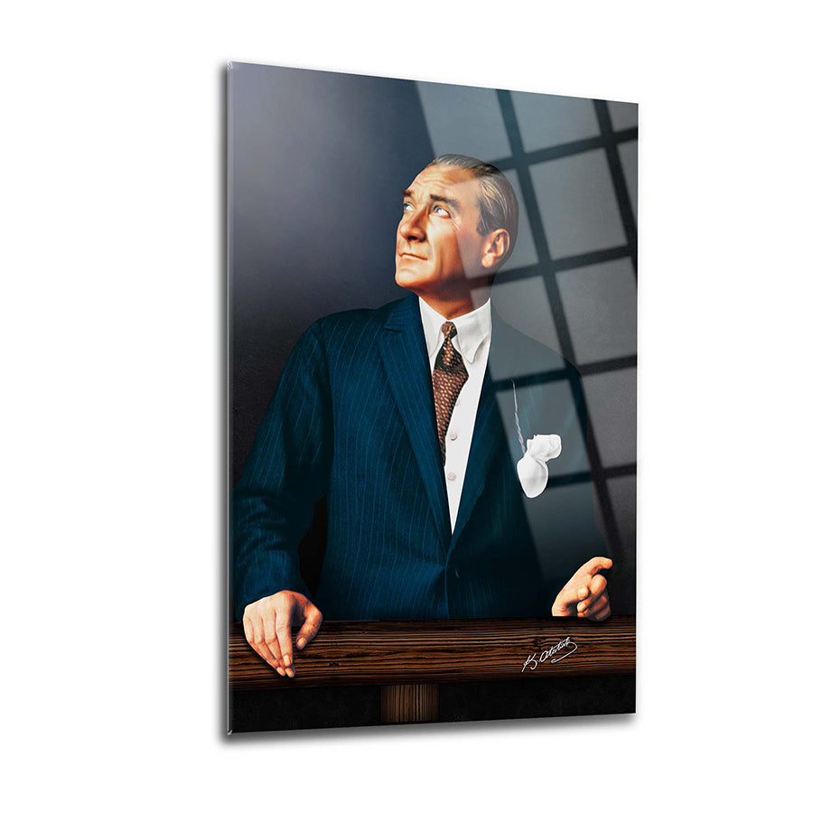 Atatürk 96 Cam Tablo, özel tasarım, yüksek kaliteli temperli cam, şık dekoratif parça.