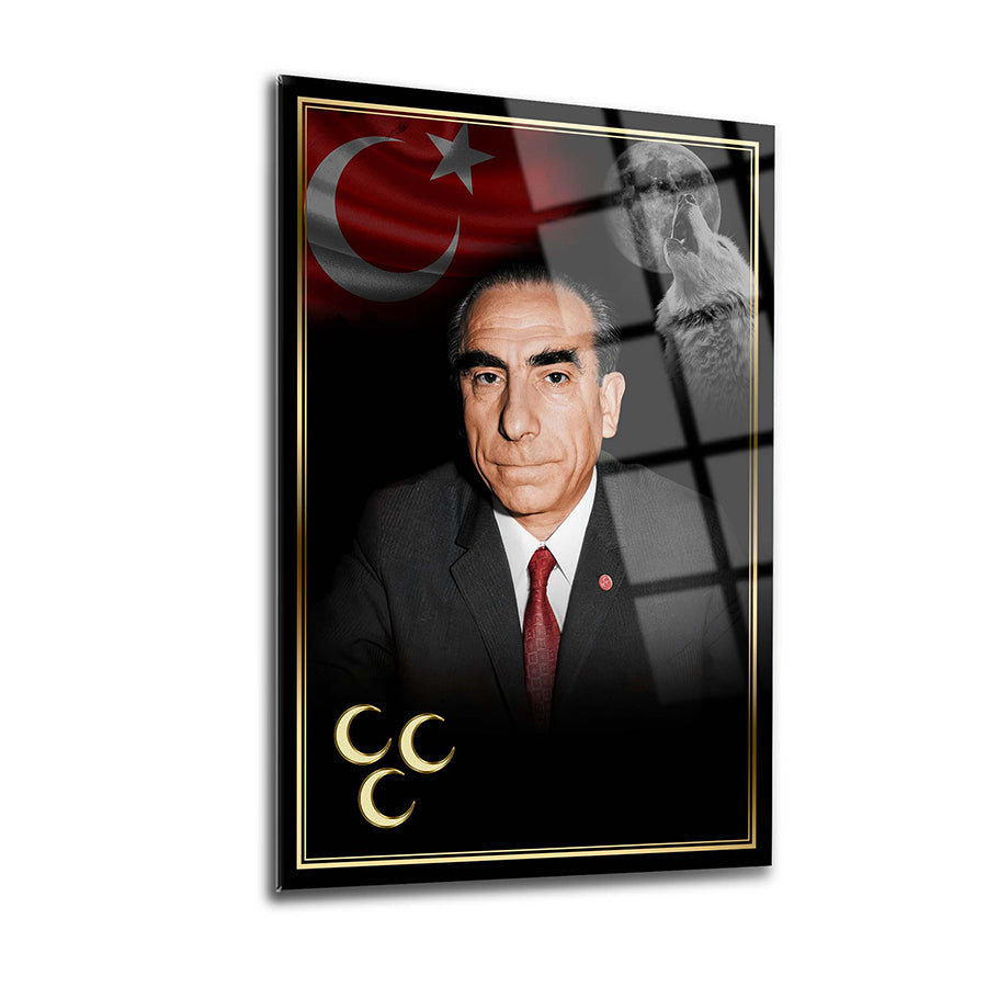 Stylish Alparslan Türkeş glass wall art with Turkish flag design, high-quality UV print on 4mm tempered glass.