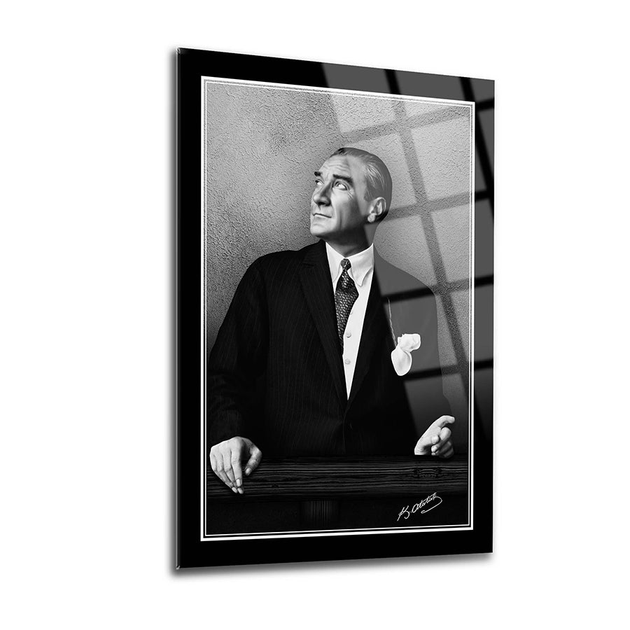 Atatürk 98 Cam Tablo, UV baskı, 4 mm kalınlığında dayanıklı cam, özel tasarım duvar dekoru.
