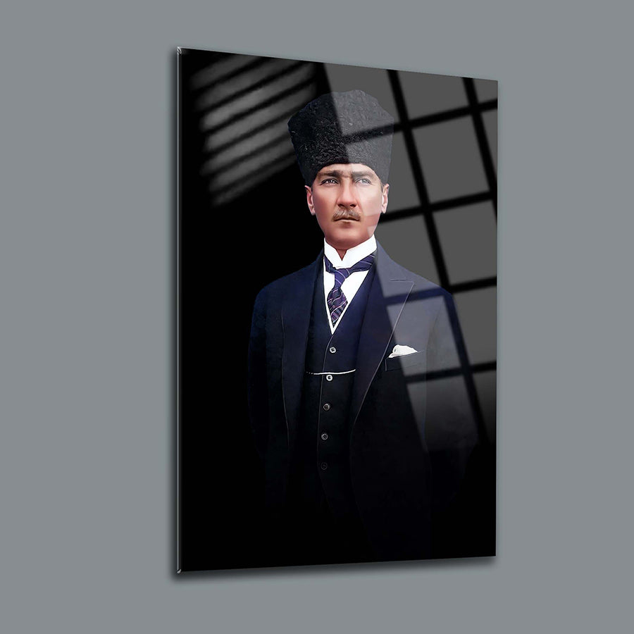 Atatürk 103 Cam Tablo, şık ve modern tasarım, yüksek kaliteli temperlenmiş cam üzerinde UV baskı.