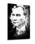 Atatürk 107 Cam Tablo, özel UV baskı ile tasarlanmış 4 mm kalınlığında yüksek kaliteli temperli cam.
