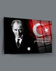 Atatürk 113 Cam Tablo, UV baskılı yüksek kaliteli cam tablosu, Türk bayrağı ve alıntı içeren özgün tasarım.